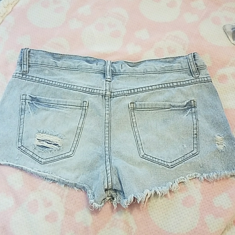 FP Light denim distressed shorts - Picture 4 of 4
